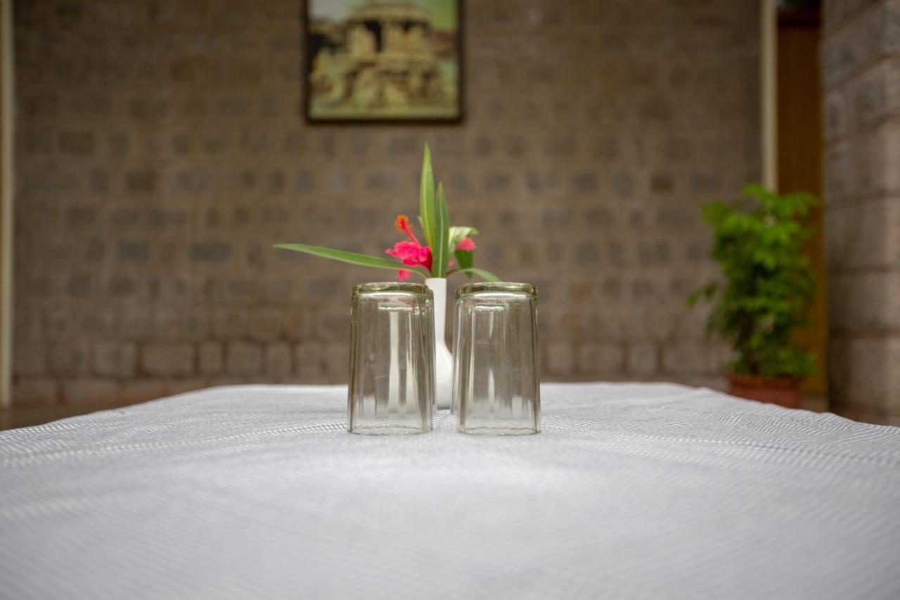 Kstdc Hotel Mayura Bhuvaneshwari Kamalapur Hampi Extérieur photo