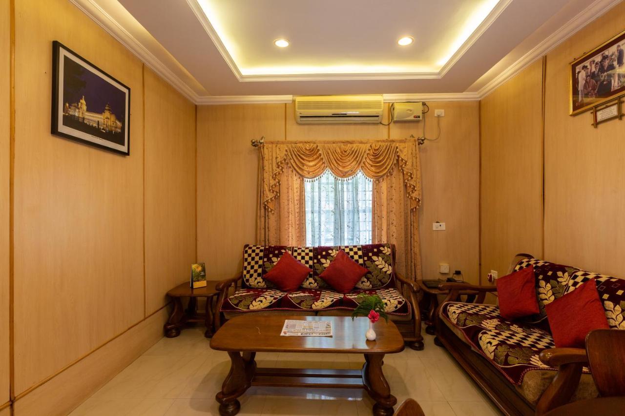 Kstdc Hotel Mayura Bhuvaneshwari Kamalapur Hampi Extérieur photo