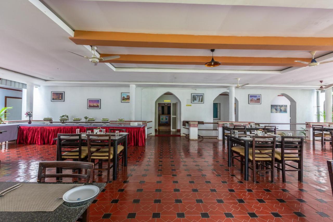 Kstdc Hotel Mayura Bhuvaneshwari Kamalapur Hampi Extérieur photo