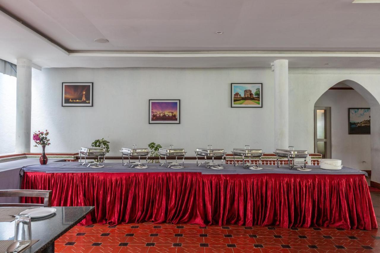Kstdc Hotel Mayura Bhuvaneshwari Kamalapur Hampi Extérieur photo
